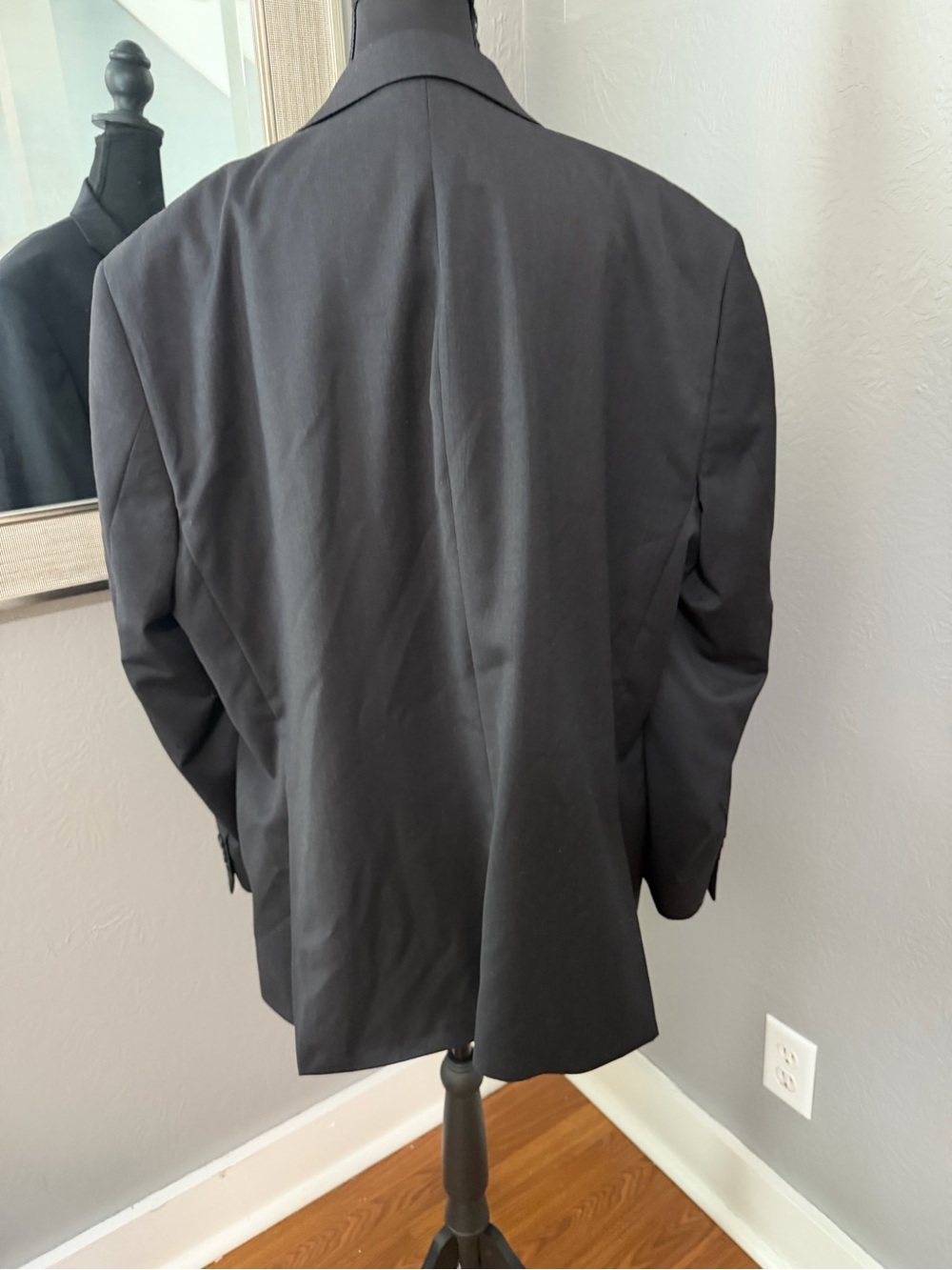 Jos. A. Bank Traveler Collection Tailored Fit Black Wool Blazer Career 44R/38W - Picture 5 of 10